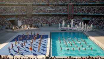 découvrez l'impact méconnu de l'art et de la culture aux jeux olympiques à travers les compétitions oubliées qui ont marqué l'histoire.